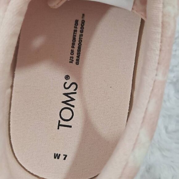 Tom's Alpargata Womens Size 7 Fenix Tie Dye sneaker cloudy pink patchwork batik - Picture 7 of 9